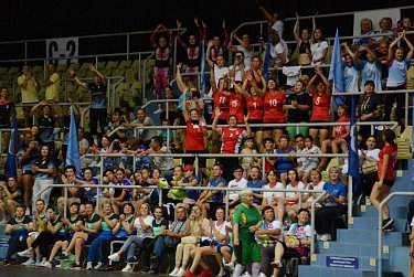 «Оренбургская сударыня» собрала на спортивной площадке 28 команд